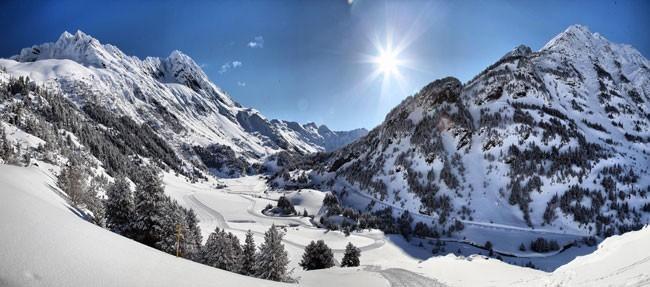 Torres De Vallibierna Benasque Bilik gambar